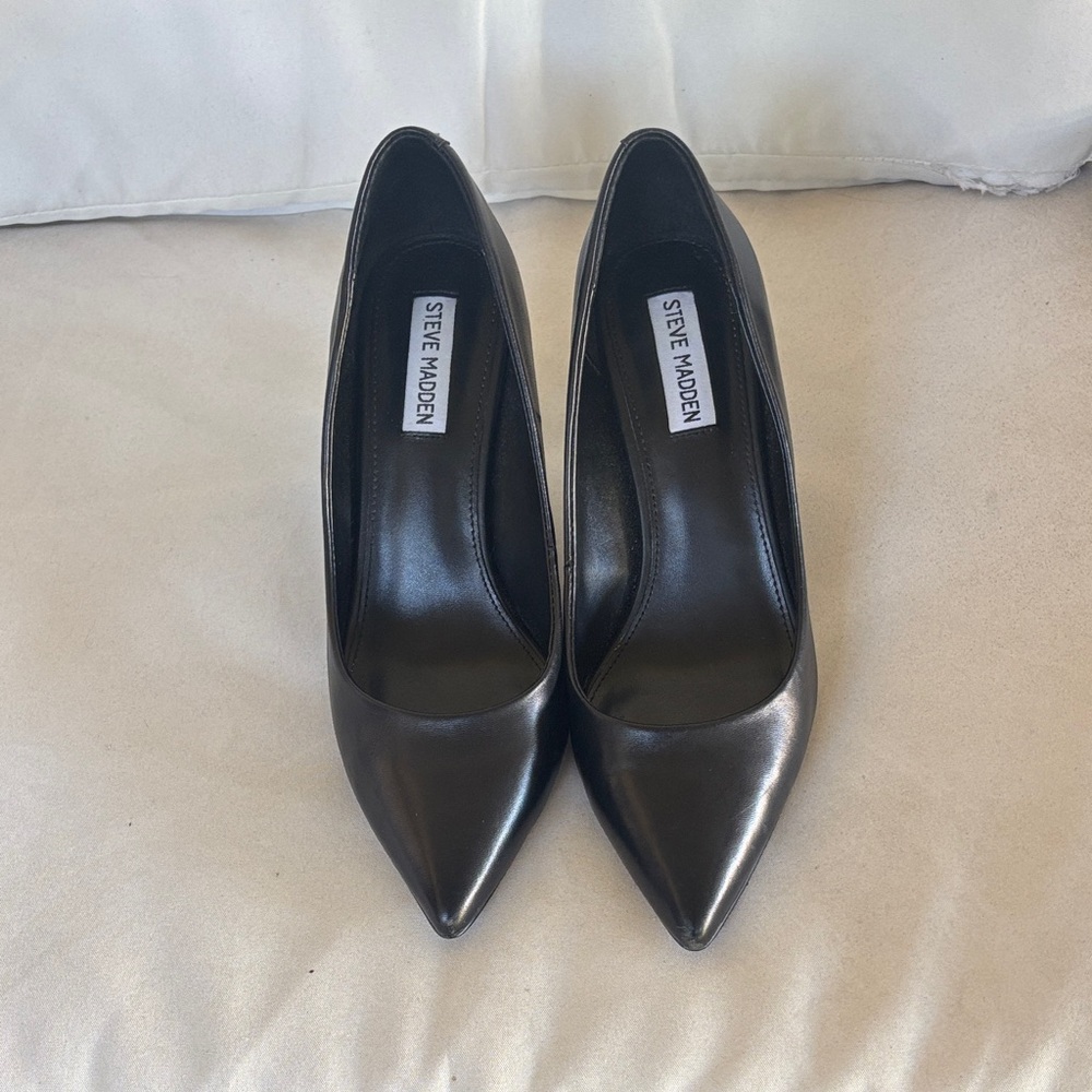 Steve Madden Classic Black Heels